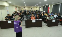 Adana’da “Okul Öncesi Dönemde Dijital Şiddet Ve Güvenli Teknoloji Kullanımı” semineri