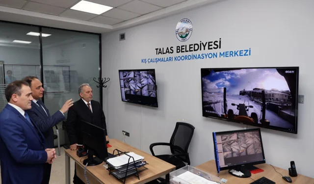 Kayseri Talas'ta kış çalışmalarına teknolojik takip