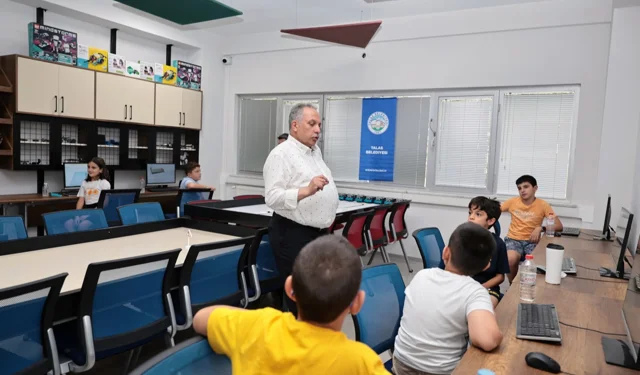 Kayseri Talas'ta teknoloji eğitimleri başlıyor